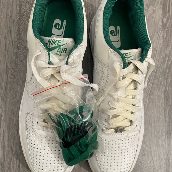 New AF1 Green / White - Picture 13 of 14